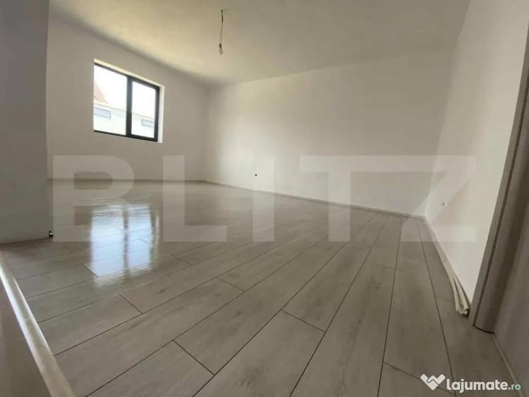 Casă cu 4 camere cu Teren 300 Mp în Preajba