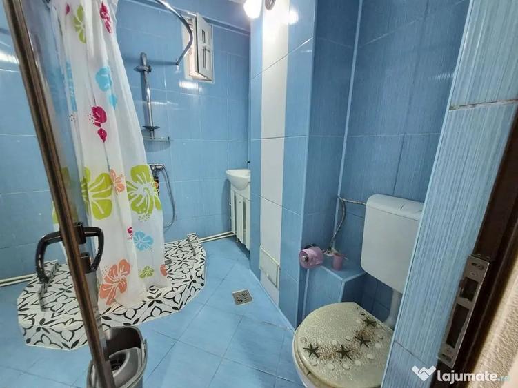 Apartament cu 2 camere decomandat, mobilat în Micro 17