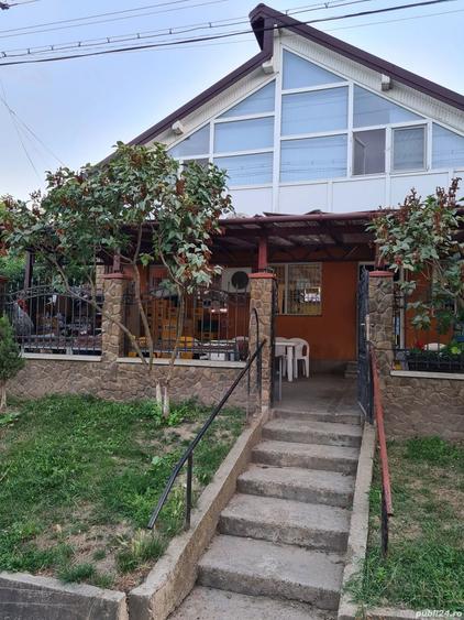 Casă cu 6 camere cu Teren 1100 Mp în Cozia