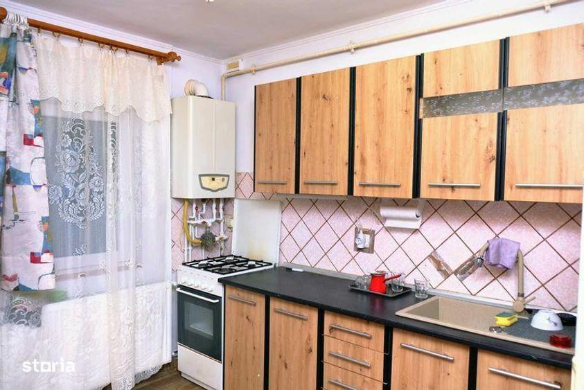 Apartament cu 2 camere în Micro 16