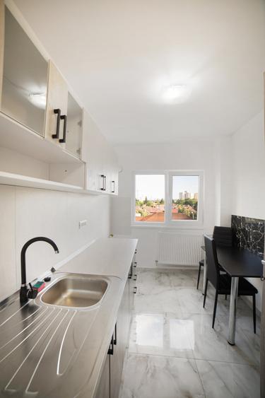 Apartament cu 2 camere semidecomandat în Vatra Luminoasă