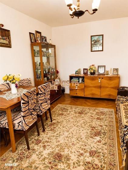 Apartament cu 2 camere decomandat în Județean