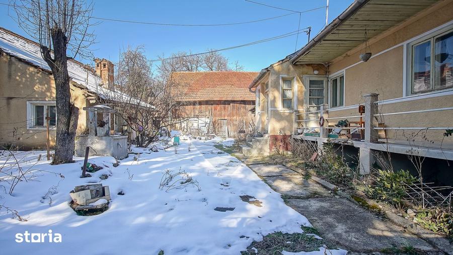 Casă cu 2 camere cu Teren 778 Mp în Tărlungeni