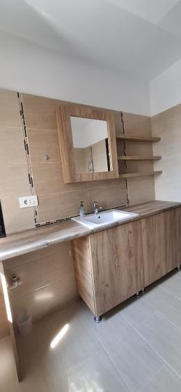 Apartament cu 3 camere decomandat, mobilat în Valea Lupului