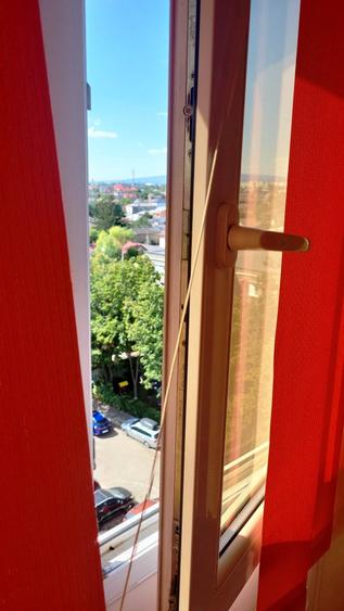 Apartament cu 2 camere decomandat în Micro 5