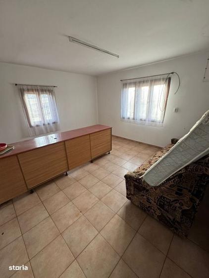 Casă cu 3 camere în Satu Nou de Jos