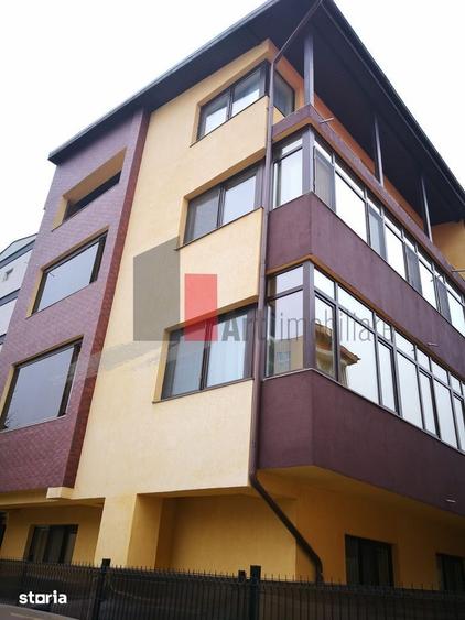 Apartament cu 3 camere semidecomandat, mobilat în Militari