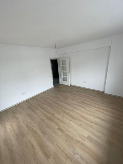 Apartament cu 2 camere decomandat, mobilat în Berceni — fotografia 2