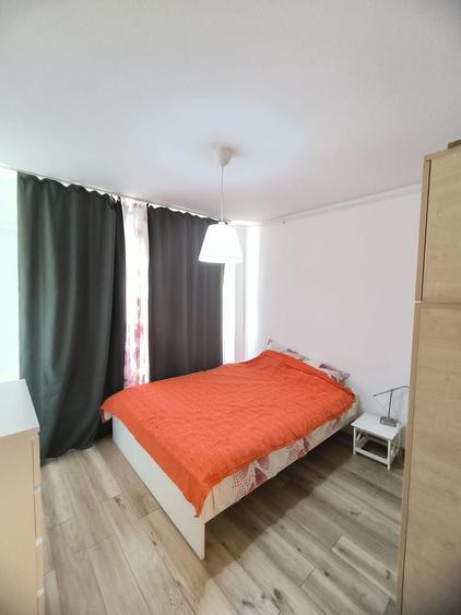Apartament cu 2 camere semidecomandat, mobilat în Moșilor