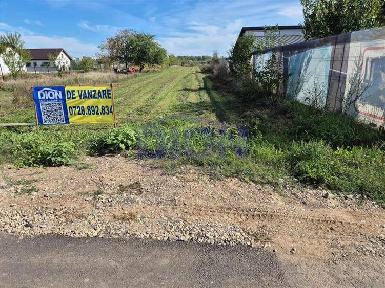 Teren intravilan de 2880 mp, în Izvorani