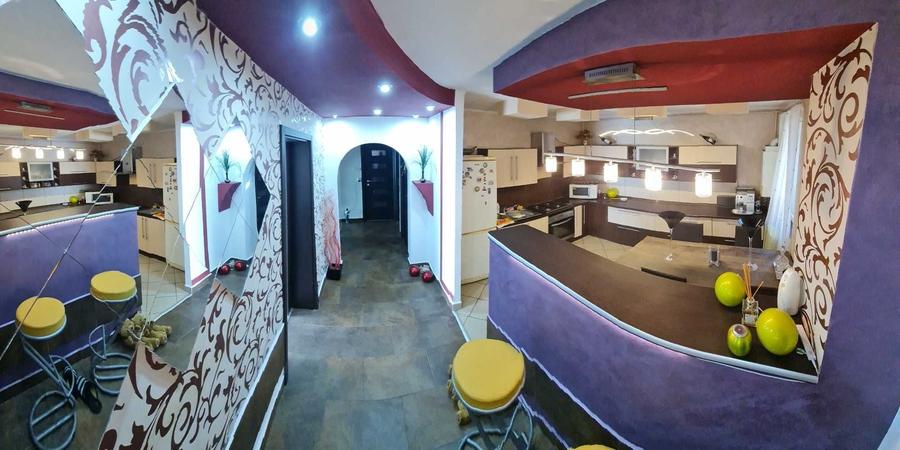 Apartament cu 4 camere decomandat în Tractorul