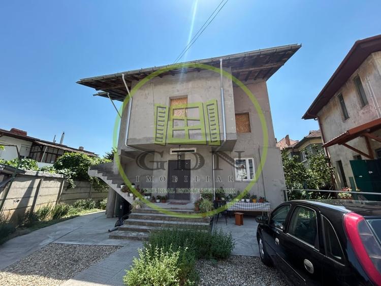 Casă individuală cu 10 camere cu Canalizare în Brazda lui Novac