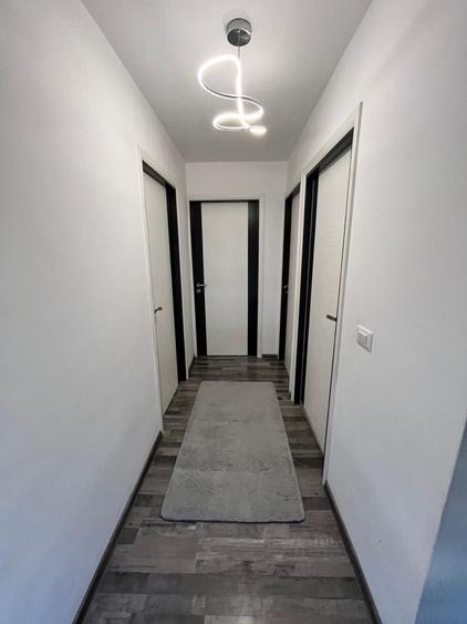 Casă cu 4 camere în Valea Lupului