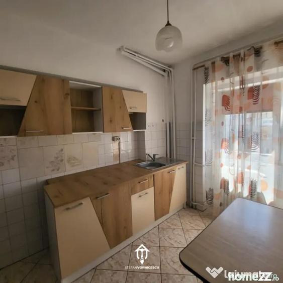 Apartament cu 2 camere decomandat | Str Garii - 5