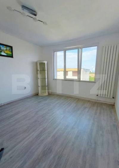 Apartament cu 2 camere decomandat în Craiter