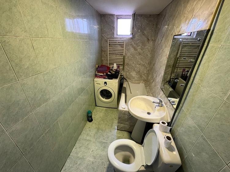 Apartament cu 2 camere semidecomandat în Exterior Vest