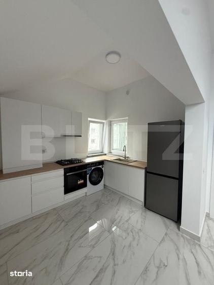 Apartament cu 3 camere decomandat în Șcheia