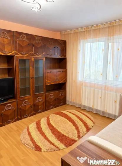 Apartament cu 2 camere semidecomandat în Florilor