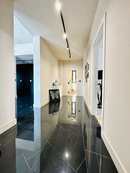 Duplex cu 4 camere cu Canalizare în Grigorescu