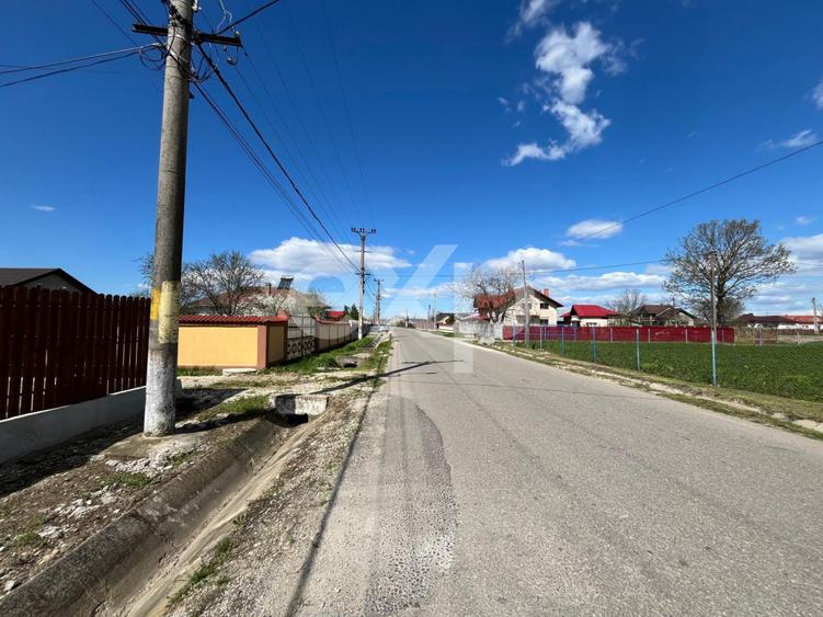 Casă cu 2 camere cu Teren 880 Mp în Broșteni (Vișina)