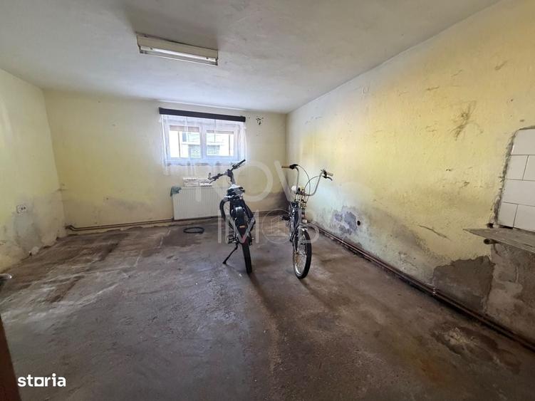 Casă cu 4 camere în Lazaret