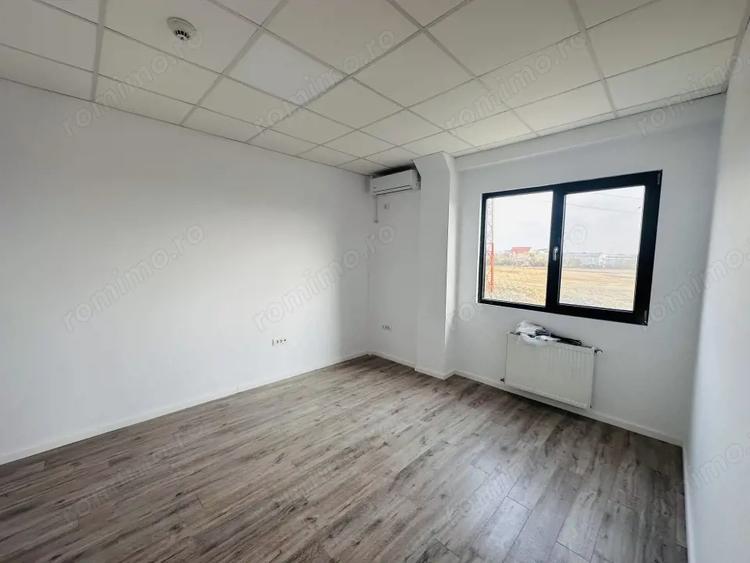 Spațiu comercial, de 386 mp, în Domnești