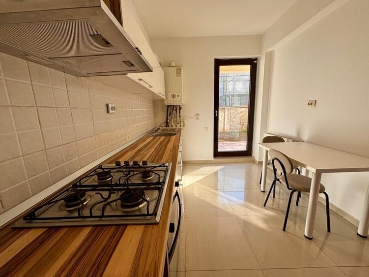 PROPRIETAR Vand Garsoniera  cu terasa + gradina 92MP!!! +  loc parcare inclus - 6