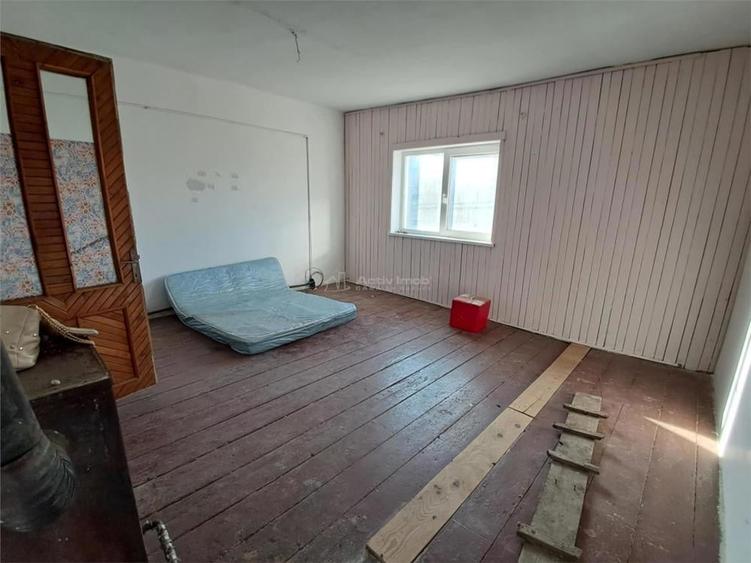 Apartament cu 2 camere nedecomandat în Muncitoresc