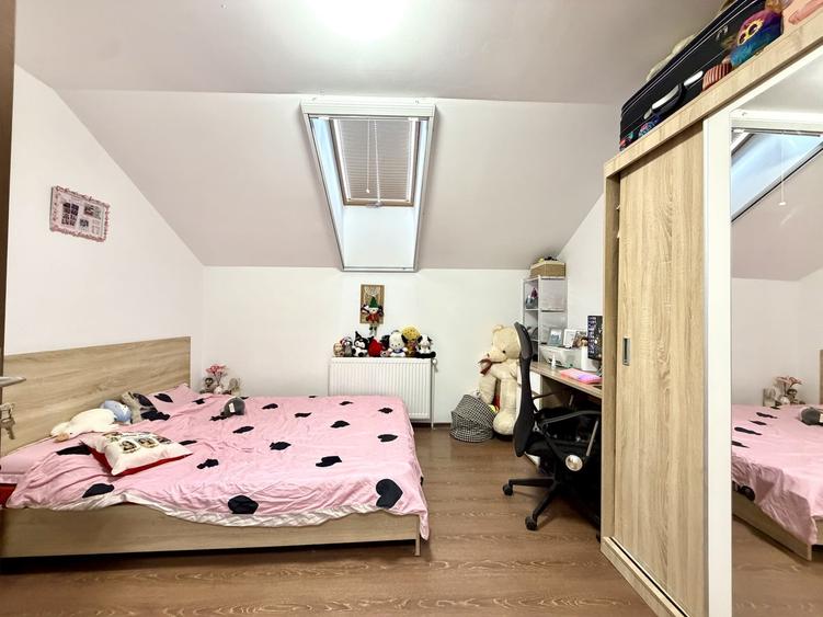 Apartament cu 2 camere semidecomandat, mobilat în Simion Bărnuțiu