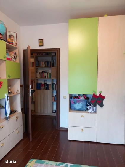 Apartament cu 3 camere în Băneasa