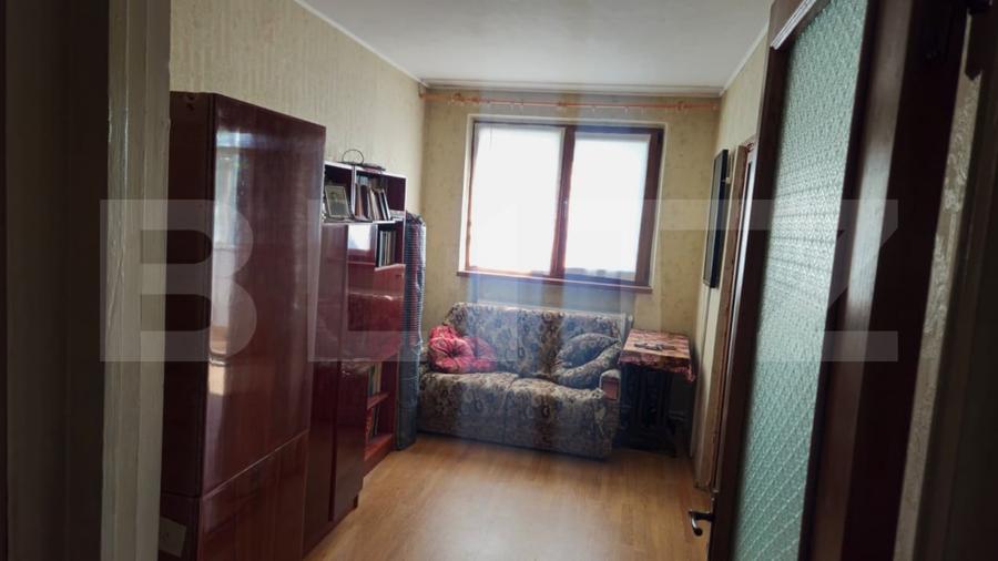Apartament cu 3 camere decomandat, mobilat în Micro 39