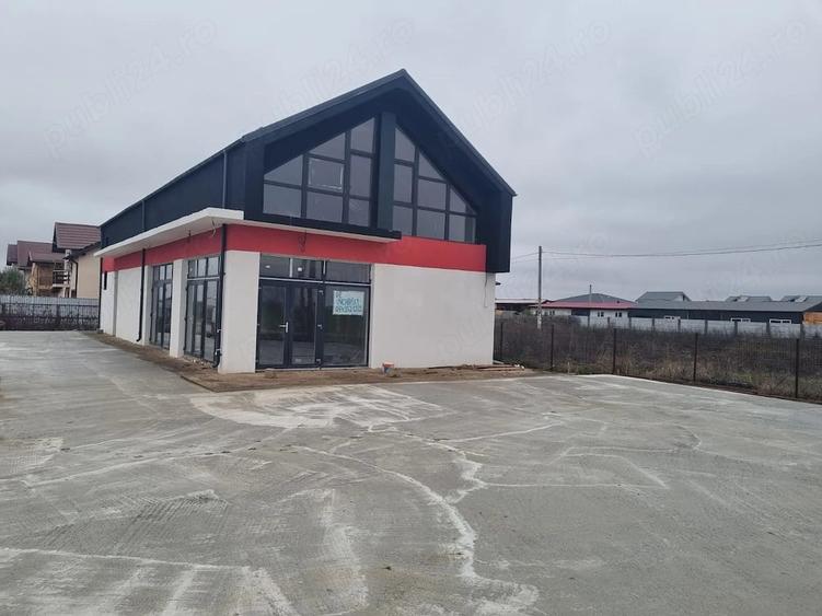 Spațiu comercial, de 300 mp, în Vidra