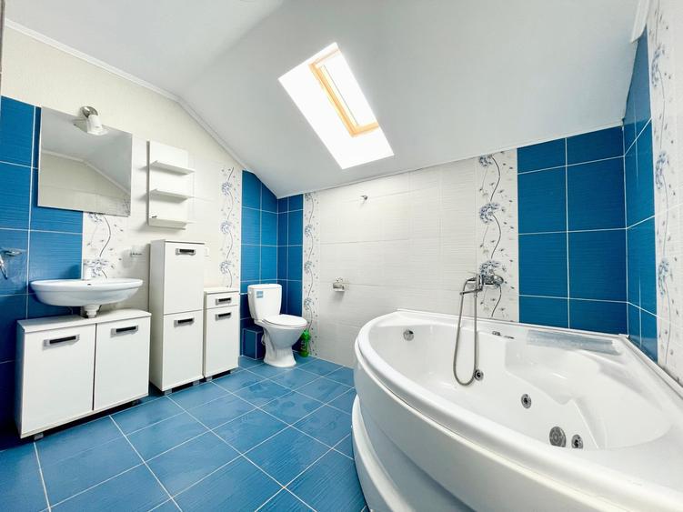 Duplex cu 4 camere cu Teren 380 Mp în Dumbrăvița