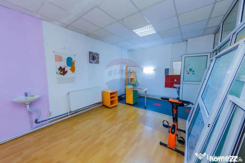 Spațiu comercial, de 194 mp, în Central
