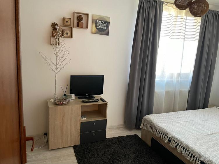 Bulevardul Mamaia -delfinariu 2 camere - 2
