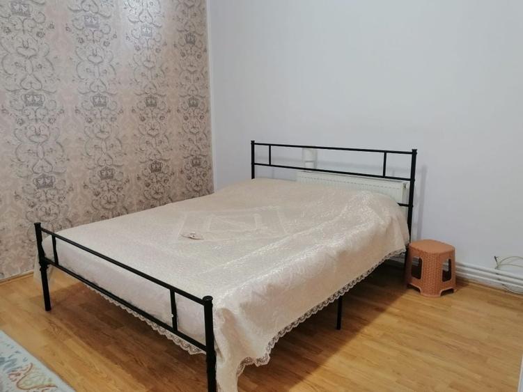 Casă cu 3 camere cu Teren 200 Mp în Central