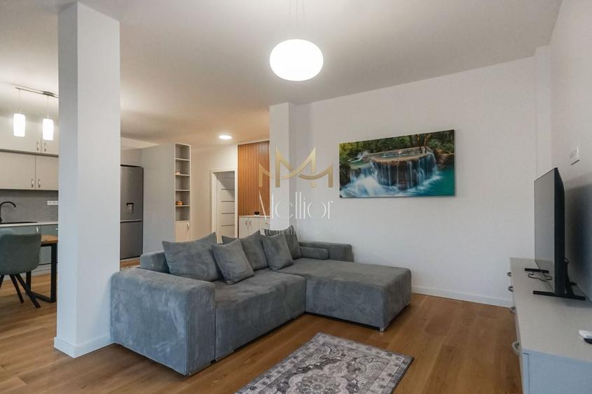 Apartament cu 3 camere decomandat, mobilat în Andrei Mureșanu
