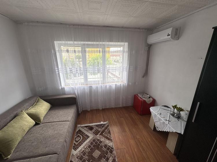 Garsonieră decomandată în Exterior Vest