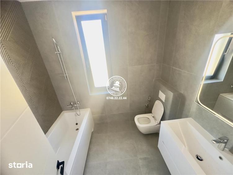 Casă cu 4 camere cu Teren 500 Mp în Bârnova