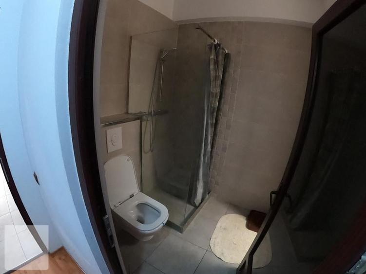 Apartament cu 3 camere decomandat în Nord