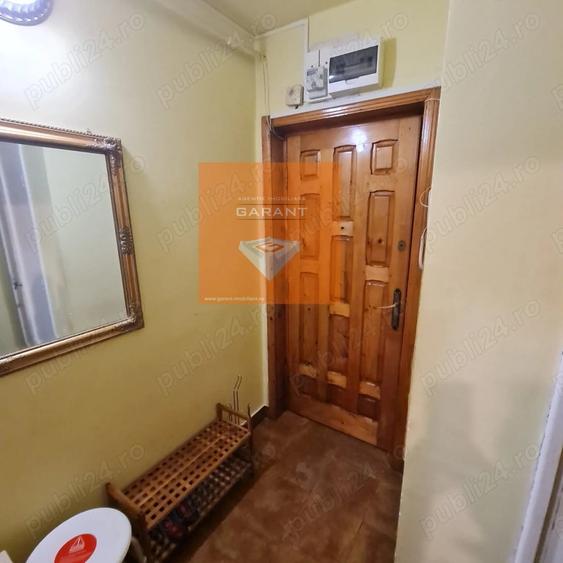 Apartament cu 2 camere semidecomandat în Est