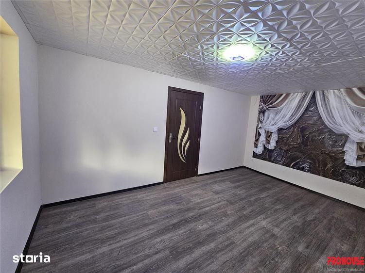 Casă cu 6 camere decomandat cu Teren 887 Mp în Central