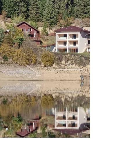 Casă cu 4 camere în Râșca