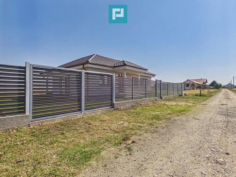 Casă cu 3 camere cu Teren 500 Mp în Mândruloc
