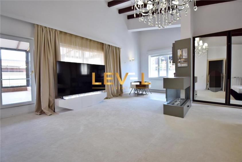 Apartament cu 4 camere decomandat, mobilat în Herăstrău