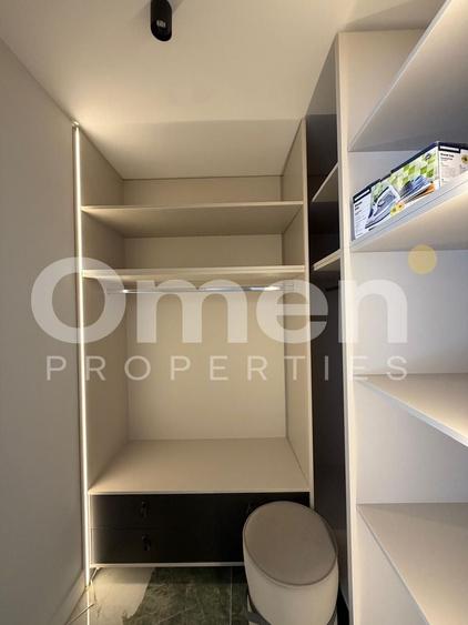 Apartament cu 3 camere semidecomandat, mobilat în Ultracentral