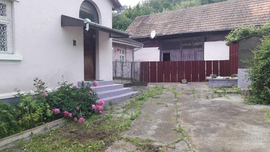 Casă cu 3 camere în Ciugud