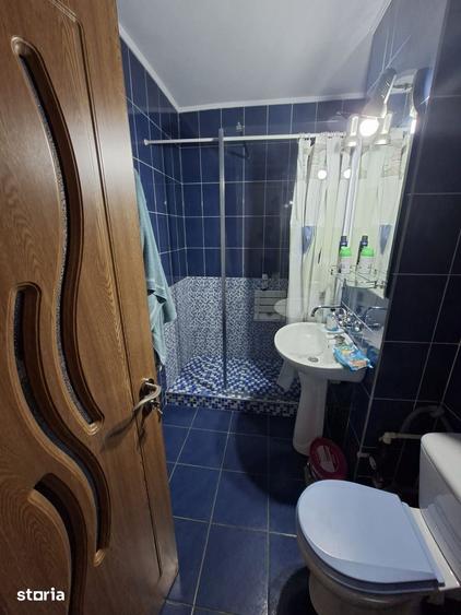 Apartament cu 3 camere decomandat în Viile Noi