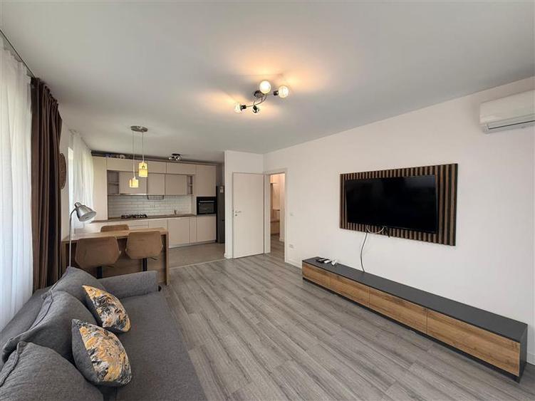 Apartament cu 2 camere decomandat în Albert