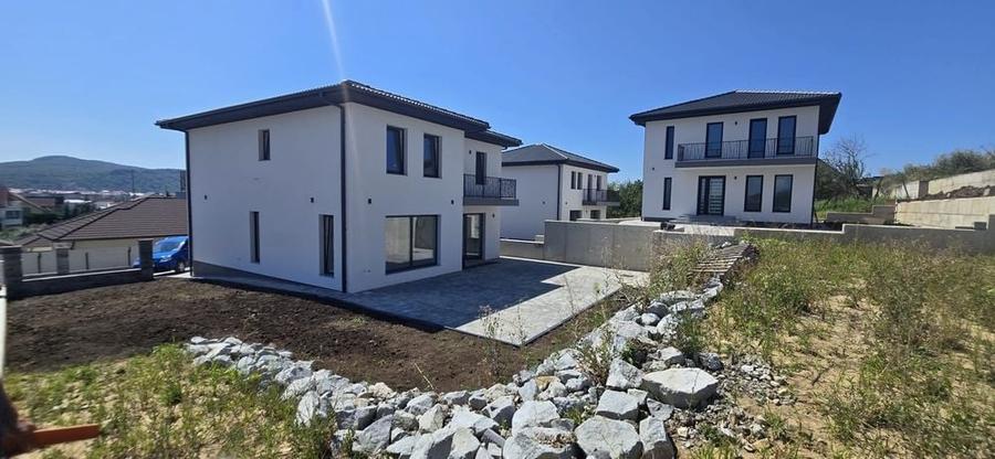 Casa premium langa Logos cu panorama - 6